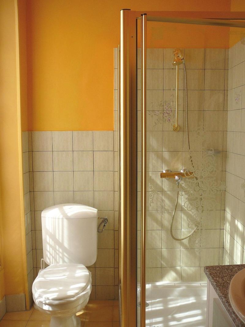 Hotel Du Fiacre Carpentras Bagian luar foto