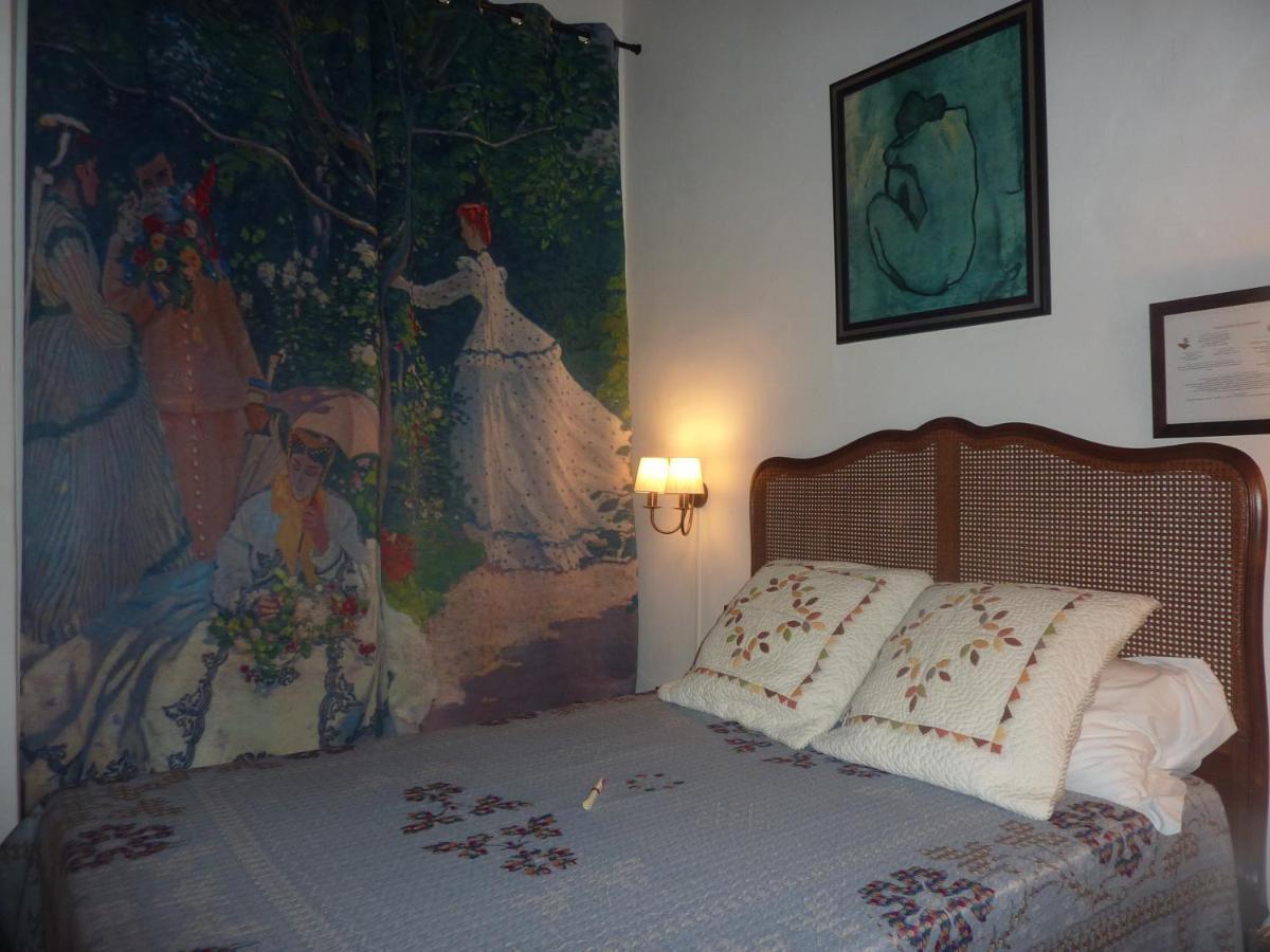 Hotel Du Fiacre Carpentras Bagian luar foto